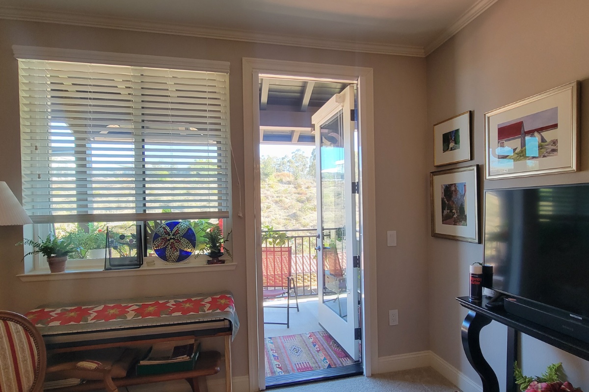 Retractable Screen Door- Scripps Ranch_ CA (1).jpg
